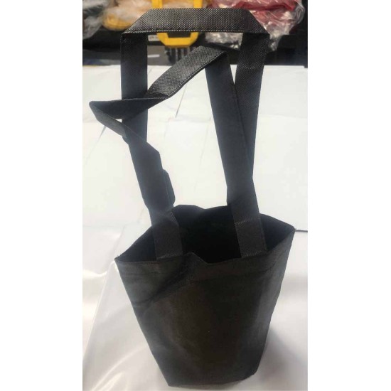 Non Woven Gift Totes (NOT CANVAS) Non Woven Gift Totes (NOT CANVAS)
