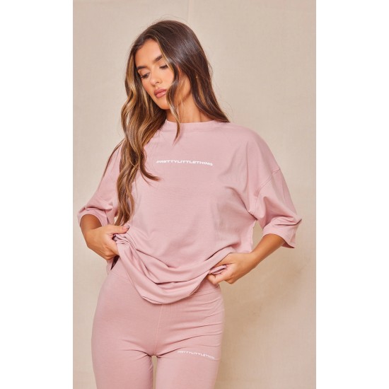 PRETTYLITTLETHING Light Pink Printed Oversized T-shirt PRETTYLITTLETHING Light Pink Printed Oversized T-shirt
