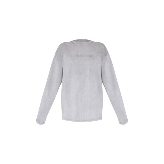 PRETTYLITTLETHING Light Grey Embossed Logo Washed Long Sleeve T-shirt PRETTYLITTLETHING Light Grey Embossed Logo Washed Long Sleeve T-shirt