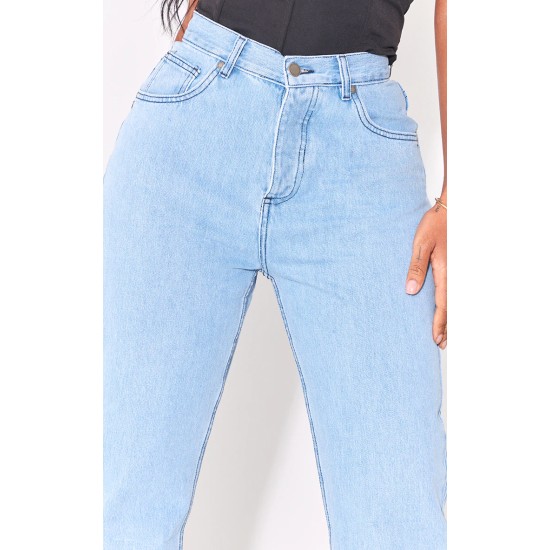 PRETTYLITTLETHING Shape Vintage V Front Waistband Straight Leg Jeans PRETTYLITTLETHING Shape Vintage V Front Waistband Straight Leg Jeans