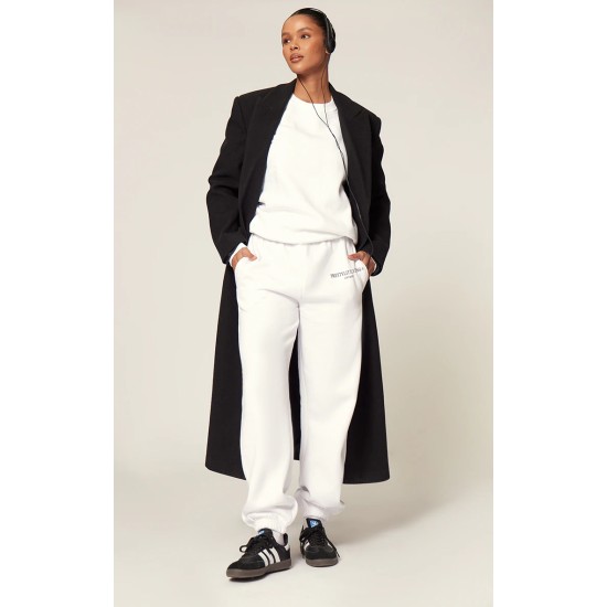 PRETTYLITTLETHING White Graphic Copyright Sweatpants PRETTYLITTLETHING White Graphic Copyright Sweatpants