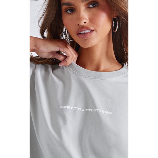 PRETTYLITTLETHING Pale Grey Printed Oversized T-shirt PRETTYLITTLETHING Pale Grey Printed Oversized T-shirt