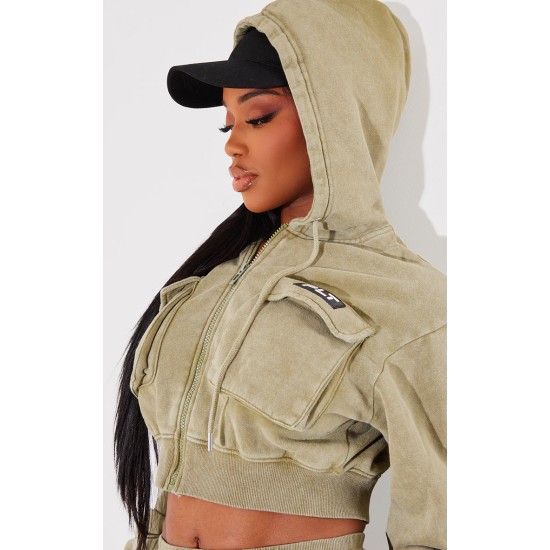 PRETTYLITTLETHING Shape Olive Washed Cargo Cropped Hoodie PRETTYLITTLETHING Shape Olive Washed Cargo Cropped Hoodie