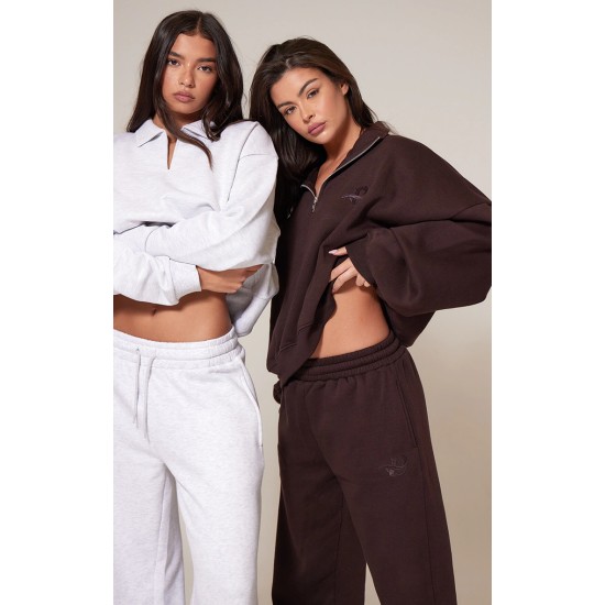 PRETTYLITTLETHING Chocolate Wide Leg Embroidered Sweatpants PRETTYLITTLETHING Chocolate Wide Leg Embroidered Sweatpants
